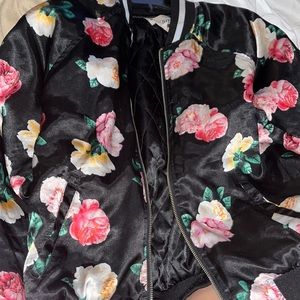 I’m selling a flowery jacket.